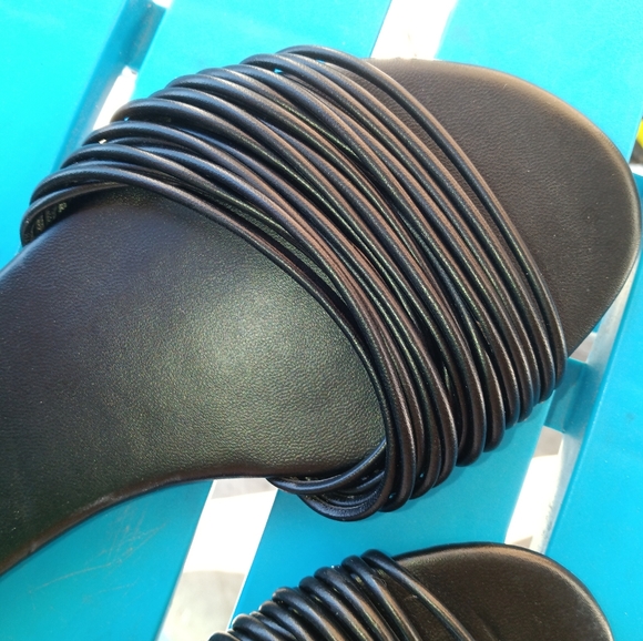 Forever 21 | Strappy Flat Sandals in Black Womens Size 8 - Picture 9 of 12